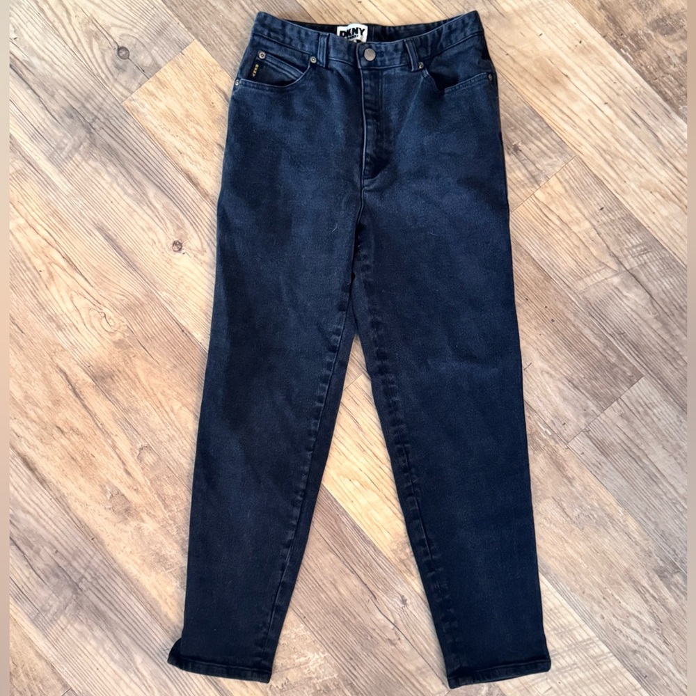 Vintage DKNY Black High Waisted Tapered Jeans with Pleats on Back